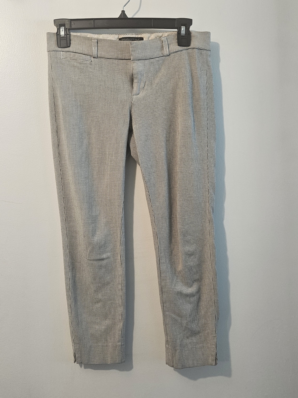 Banana Republic Slim Ankle Pants in Beige Gingham